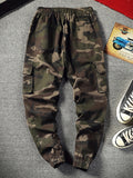 Mens Camouflage Cargo Pants - Comfortable Cotton Blend, Multi-Pocket Design, Ideal for Casual Outdoor Settings & Streetwear